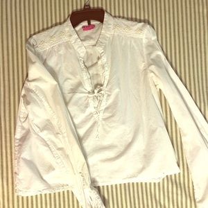 White long sleeve blouse